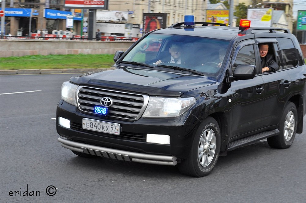 toyota land cruiser 200 амр97